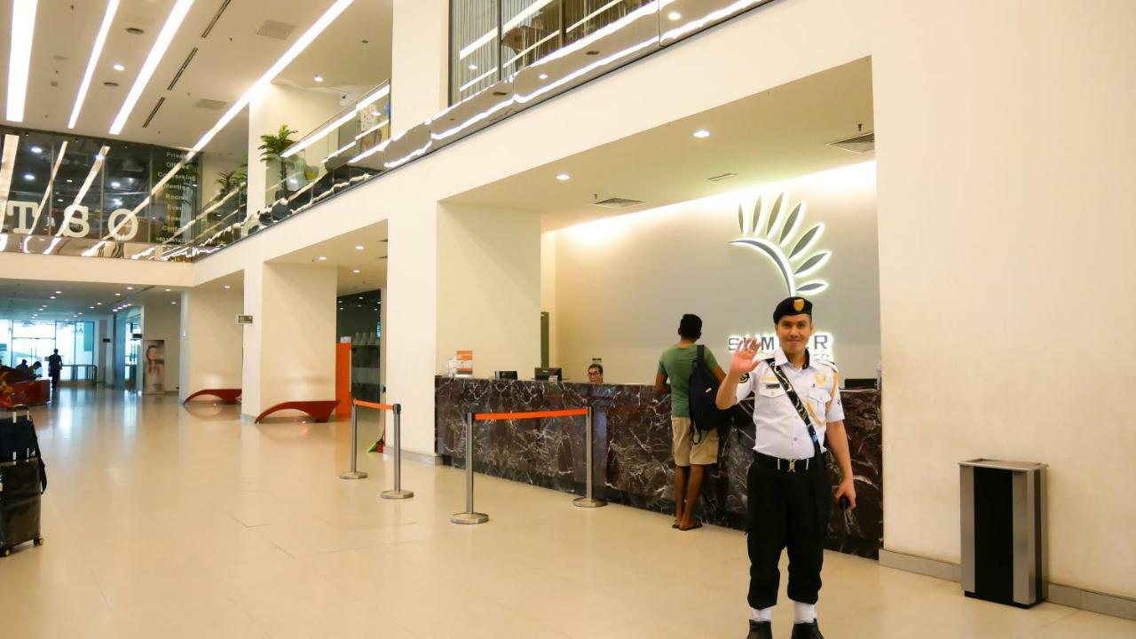 Twin Towers Dorms Hostel Куала Лумпур Екстериор снимка
