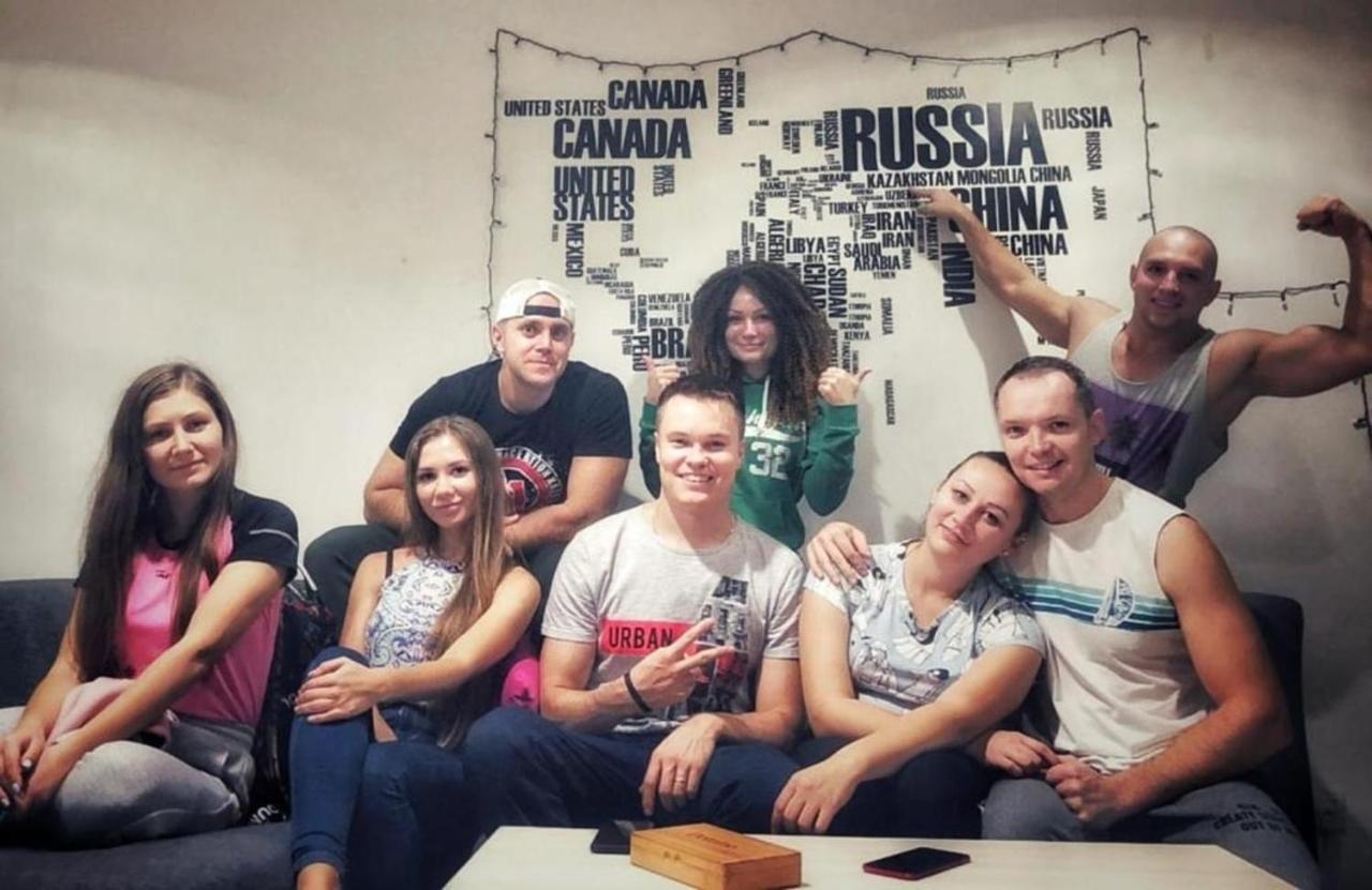 Twin Towers Dorms Hostel Куала Лумпур Екстериор снимка